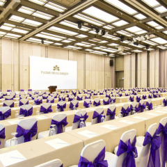 Hotel Nikko Saigon с домашними животными