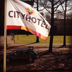 City Hotel фото 3