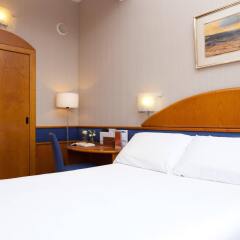 Отель Agumar Hotel Испания, Мадрид - 2 отзыва об отеле, цены и фото номеров - забронировать отель Agumar Hotel онлайн комната для гостей фото 2