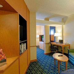 Fairfield Inn & Suites Newark Liberty International Airport in Newark, United States of America from 192$, photos, reviews - zenhotels.com guestroom photo 4