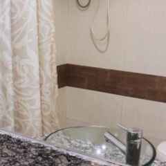Отель Bansabai Hostelling International Таиланд, Бангкок - 1 отзыв об отеле, цены и фото номеров - забронировать отель Bansabai Hostelling International онлайн ванная фото 2