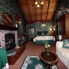 A Victorian Garden Inn in Glen Ellen, United States of America from 184$, photos, reviews - zenhotels.com hotel interior
