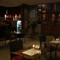 Hotel Nida Sukhumvit Prompong Бангкок гостиничный бар