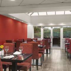 Отель Ramada London Stansted Airport питание фото 3