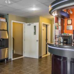 Отель Econo Lodge Montmorency Falls Канада, Буашатель - отзывы, цены и фото номеров - забронировать отель Econo Lodge Montmorency Falls онлайн в номере фото 2