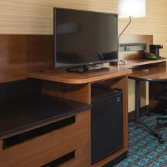 Отель Fairfield Inn & Suites by Marriott Columbus OSU США, Колумбус - отзывы, цены и фото номеров - забронировать отель Fairfield Inn & Suites by Marriott Columbus OSU онлайн удобства в номере