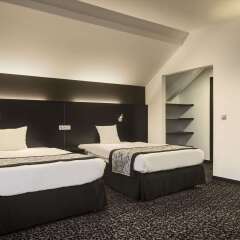 Отель Ramada Brussels Woluwe сейф в номере