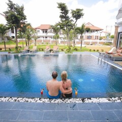 Hoian Sincerity Hotel & Spa бассейн