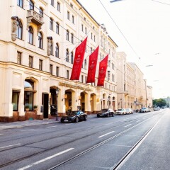 Отель Vier Jahreszeiten Kempinski München Германия, Мюнхен - 13 отзывов об отеле, цены и фото номеров - забронировать отель Vier Jahreszeiten Kempinski München онлайн