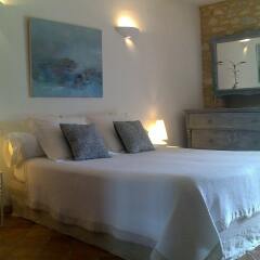 Отель Le Mas de la Treille Bed & Breakfast комната для гостей фото 4