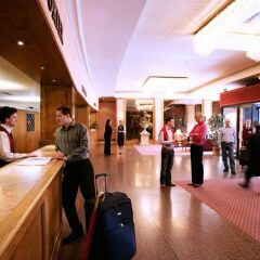 The Imperial Hotel Лондон интерьер отеля