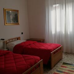 Отель Ristorante Albergo Roma Леньяно комната для гостей