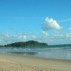 Отель Toff Lanta Guest House Ланта пляж