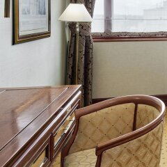 Отель Jurys Inn London Holborn балкон