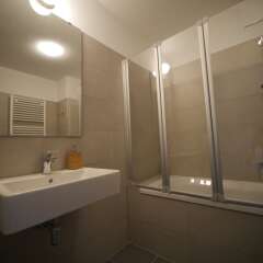 Апартаменты FeelGood Apartments Seestadt Green Living Вена ванная