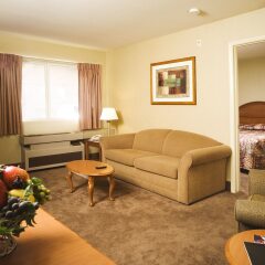 Отель Arizona Charlie's Boulder - Casino Hotel, Suites, & RV Park США, Лас-Вегас - отзывы, цены и фото номеров - забронировать отель Arizona Charlie's Boulder - Casino Hotel, Suites, & RV Park онлайн комната для гостей фото 2