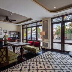 Отель Hoi An Silk Village Resort & Spa интерьер отеля