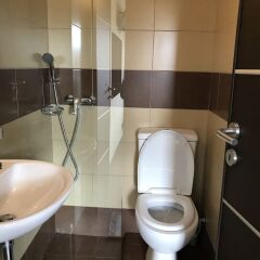 Отель Pella Inn Hostel Греция, Афины - отзывы, цены и фото номеров - забронировать отель Pella Inn Hostel онлайн ванная фото 2