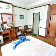 Отель Krabi Grand Hotel Таиланд, Краби - отзывы, цены и фото номеров - забронировать отель Krabi Grand Hotel онлайн удобства в номере