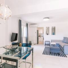 Отель Seaview Luxurious Apartment near Corfu Town - Adults Only By Konnect Греция, Корфу - отзывы, цены и фото номеров - забронировать отель Seaview Luxurious Apartment near Corfu Town - Adults Only By Konnect онлайн комната для гостей фото 2