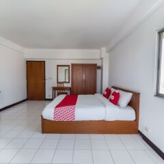 Отель Nice Bird Suite Бангкок комната для гостей фото 2