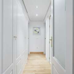 Апартаменты Ayala Apartment by FlatSweetHome интерьер отеля
