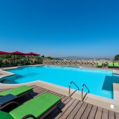 Villa Tolomei Hotel & Resort бассейн