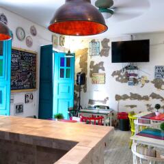 Отель Hostal Pajara Pinta гостиничный бар