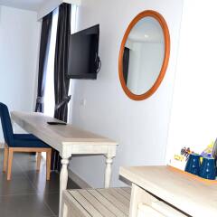Отель Flipper Lodge Паттайя удобства в номере фото 2