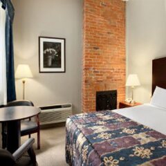 Отель Travelodge Ottawa Downtown Канада, Оттава - отзывы, цены и фото номеров - забронировать отель Travelodge Ottawa Downtown онлайн комната для гостей