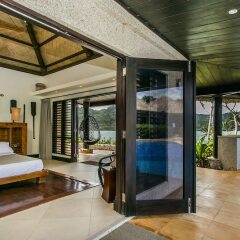 Отель One Private Island One Villa Савусаву комната для гостей фото 3