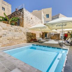 Отель Talbot and Bons Boutique Bed & Breakfast Мальта, Гуджа - отзывы, цены и фото номеров - забронировать отель Talbot and Bons Boutique Bed & Breakfast онлайн бассейн фото 3