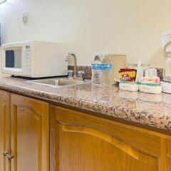 Отель Wyndham Garden Guam в номере фото 2