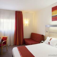 Отель B&B Hotel Madrid Aeropuerto T1 T2 T3 Испания, Мадрид - 8 отзывов об отеле, цены и фото номеров - забронировать отель B&B Hotel Madrid Aeropuerto T1 T2 T3 онлайн комната для гостей