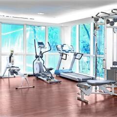 Отель Park Regis Singapore фитнесс-зал фото 2