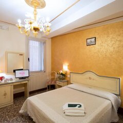 Отель Locanda Cavanella Италия, Венеция - отзывы, цены и фото номеров - забронировать отель Locanda Cavanella онлайн комната для гостей фото 4