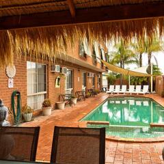 Отель Central Yarrawonga Motor Inn гостиничный бар