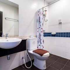 Отель Saladee Gallery Residence ванная