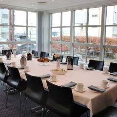 First Hotel Aalborg фото 9