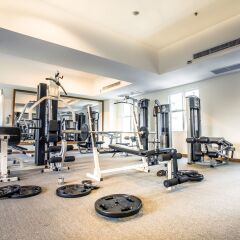 Апартаменты Hope Land Executive Serviced Apartment Бангкок фитнесс-зал фото 2