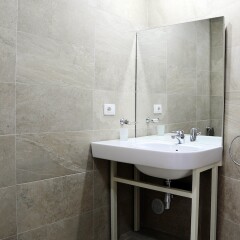 Отель Bougainville Bay Serviced Apartments Албания, Саранда - отзывы, цены и фото номеров - забронировать отель Bougainville Bay Serviced Apartments онлайн ванная