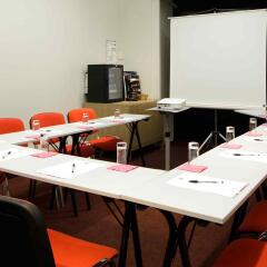 Отель ibis Styles Toulouse Gare Centre Matabiau Франция, Тулуза - отзывы, цены и фото номеров - забронировать отель ibis Styles Toulouse Gare Centre Matabiau онлайн помещение для мероприятий