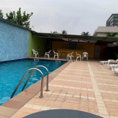Guest House 3 T3 in Abidjan, Cote d'Ivoire from 193$, photos, reviews - zenhotels.com pool