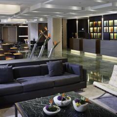 Отель Meliá Barcelona Sarrià интерьер отеля
