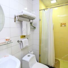 Отель Home Inn Changshou Donglu Китай, Гуанчжоу - отзывы, цены и фото номеров - забронировать отель Home Inn Changshou Donglu онлайн ванная фото 2