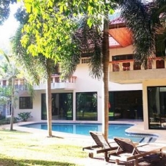 Отель Holiday Villa Rawai Бухта Чалонг бассейн фото 2