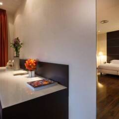 Отель TownHouse 70 4* Улучшенный номер с двуспальной кроватью фото 4