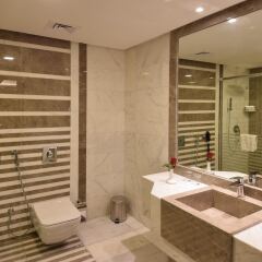 Ruve Jeddah Hotel in Jeddah, Saudi Arabia from 91$, photos, reviews - zenhotels.com bathroom