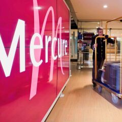 Отель Mercure Paris Centre Tour Eiffel Париж развлечения