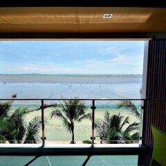 Отель Golden Dragon Beach Pattaya комната для гостей фото 5